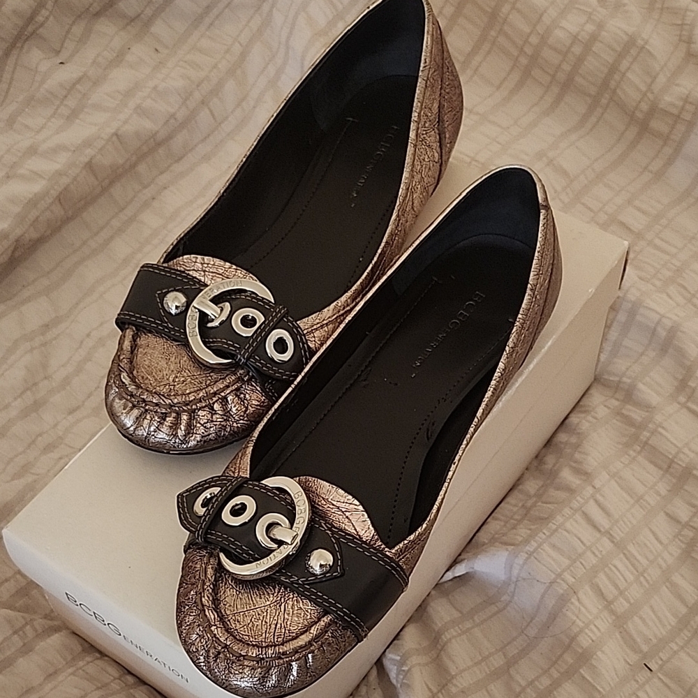 BCBGeneration Bronze and Black Loafers